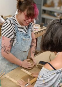 cours de modelage céramique près de Dinan